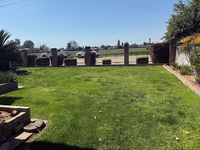 3288 W Mckinley Ave, Fresno, CA 93722 - photo 3