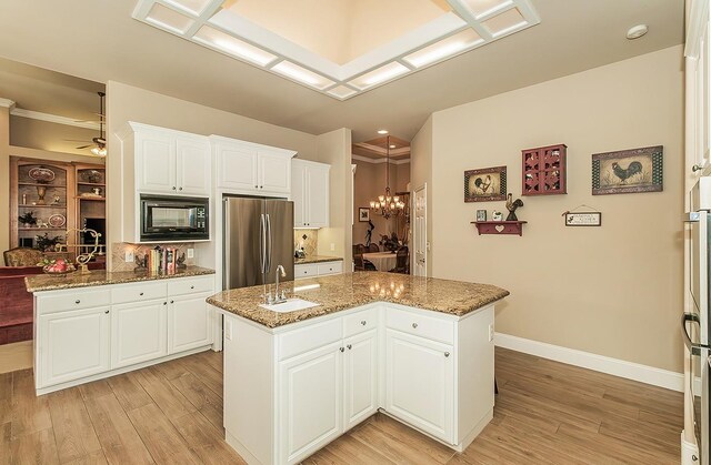 10668 N Oak Hill Cir, Fresno, CA 93730 - photo 12