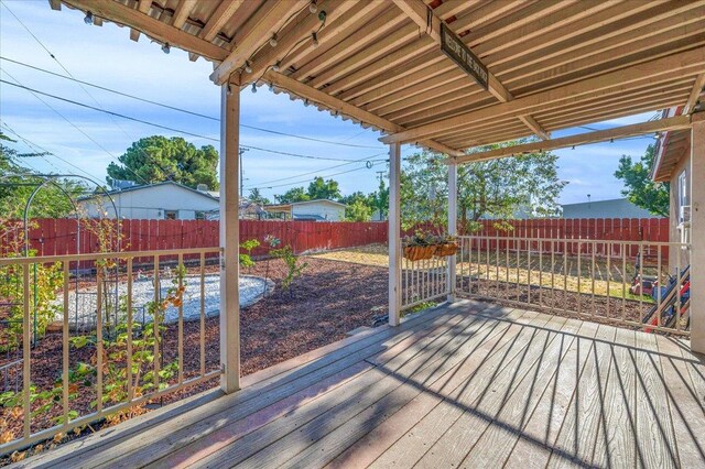 555 Twain Ave, Clovis, CA 93612 - photo 30