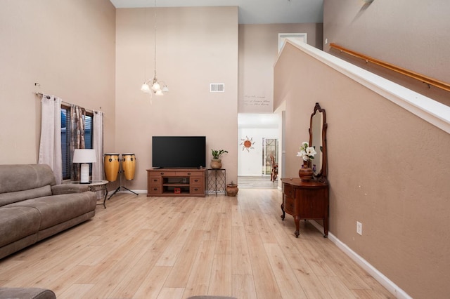 5871 W Fedora Ave, Fresno, CA 93722 - photo 8