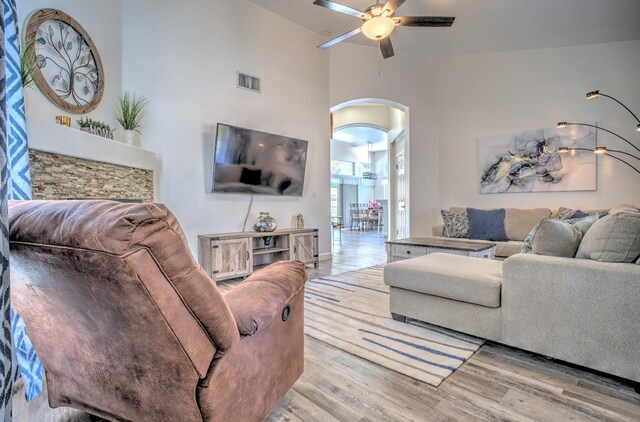 7251 N Michael Ave, Fresno, CA 93722 - photo 3
