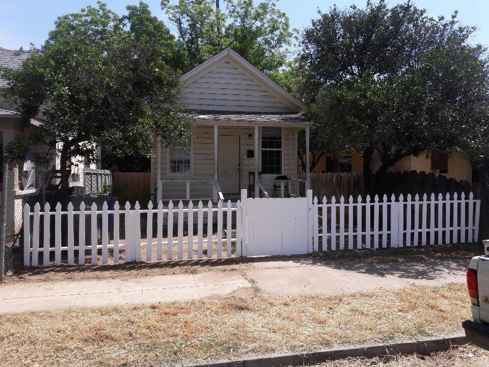 2966 E Illinois Ave, Fresno, CA 93701 - photo 1