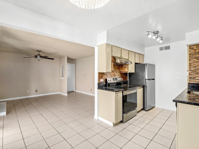1550 W Ashlan Ave Unit 241, Fresno, CA 93705 - photo 5