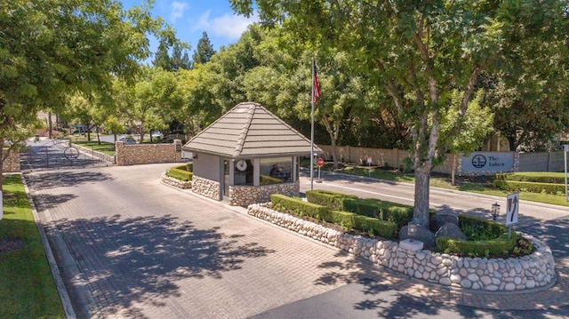 1516 Roeben, Visalia, CA 93291 - photo 87