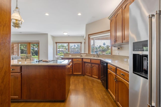 1516 Roeben, Visalia, CA 93291 - photo 48