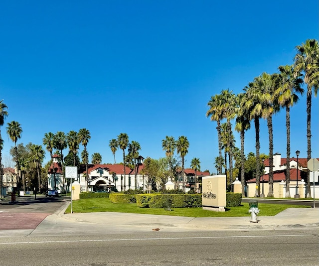 8153 N Cedar Ave Unit 127, Fresno, CA 93720 - photo 1