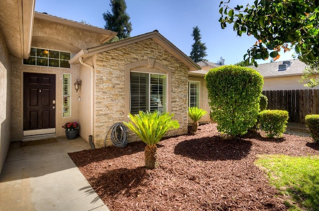 5635 W Lamona Ave, Fresno, CA 93722 - photo 1