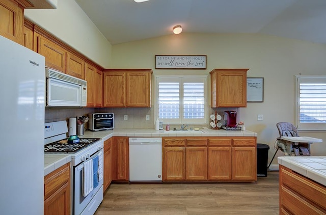 5635 W Lamona Ave, Fresno, CA 93722 - photo 18
