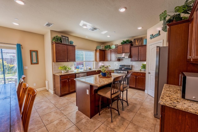 7314 N Lacey Dr, Fresno, CA 93722 - photo 17