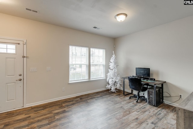 office area featuring light hardwood / wood-style flooring