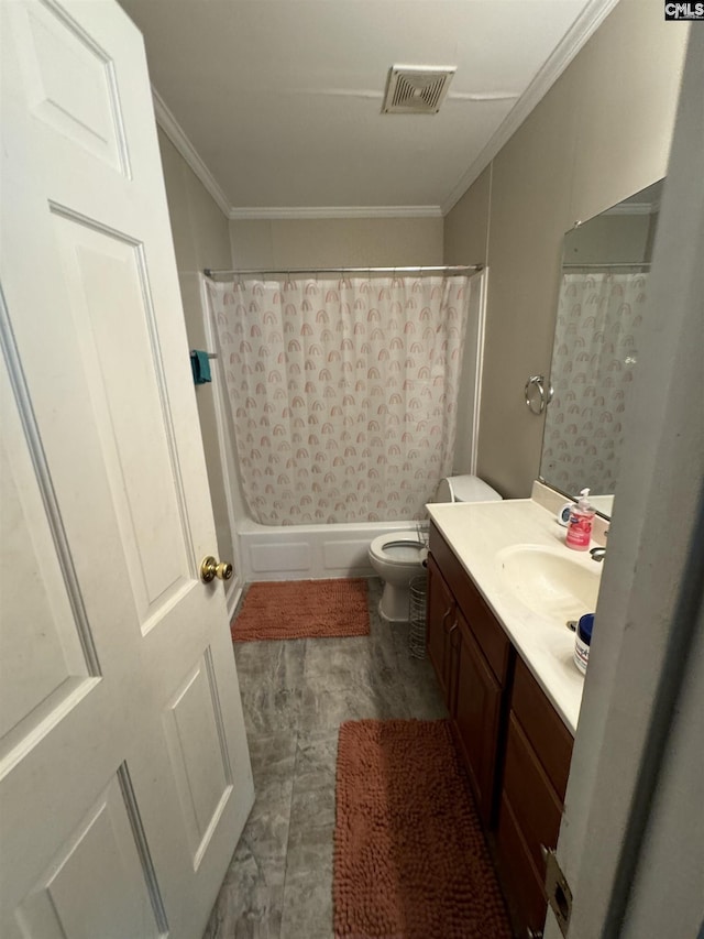 full bathroom with visible vents, toilet, ornamental molding, shower / tub combo, and vanity