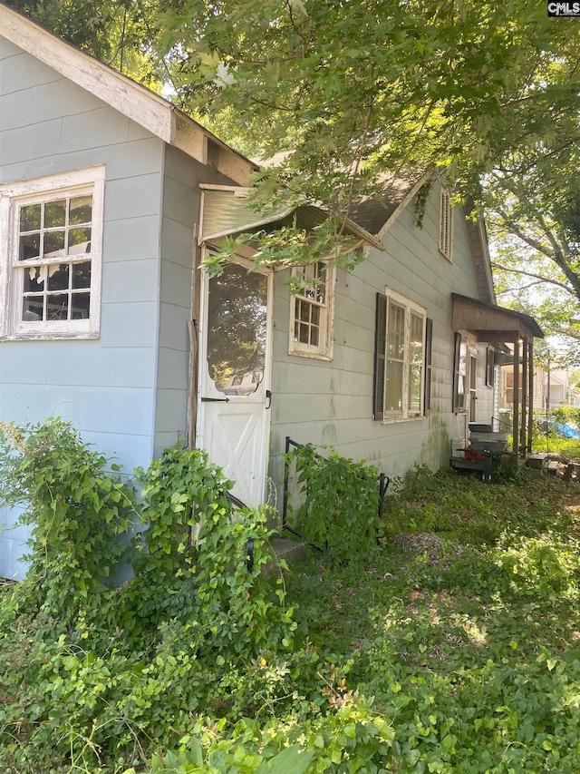 view of home's exterior