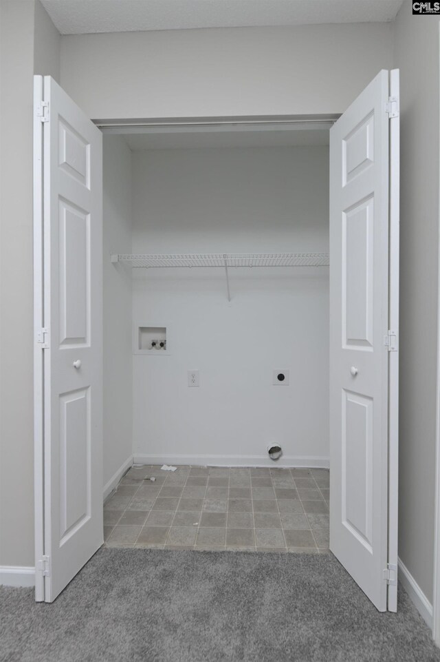 817 Wickham Ln, Columbia, SC 29229 - washroom featuring electric dryer hookup, carpet, laundry area, and washer hookup