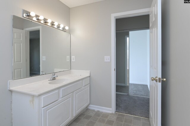 817 Wickham Ln, Columbia, SC 29229 - bathroom with baseboards and vanity
