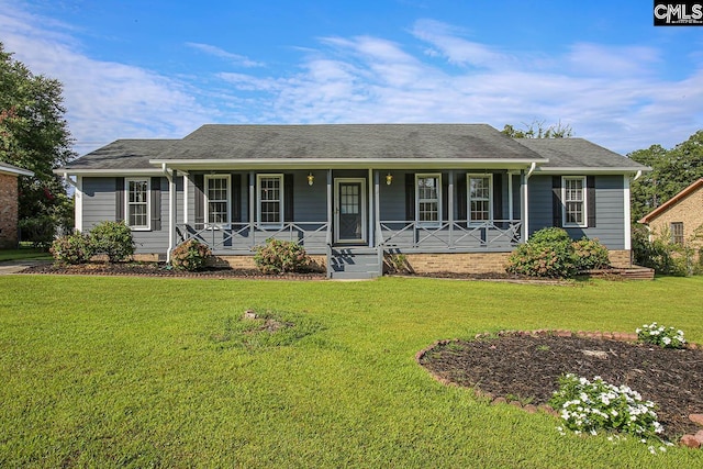 single story home featuring a porch and a front lawn