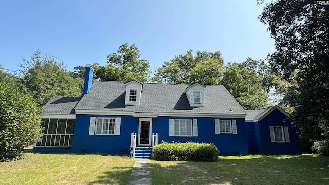 view of front of house featuring a front yard