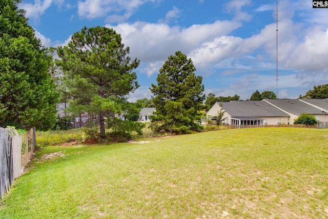 view of yard featuring fence