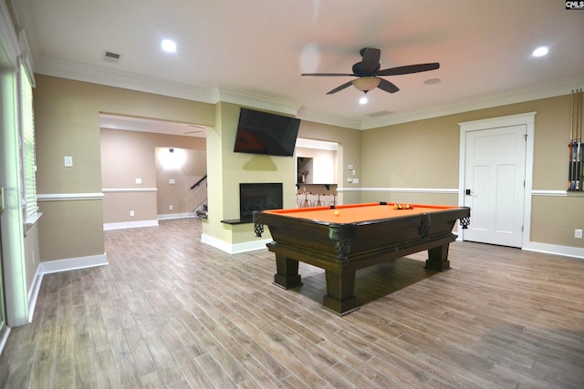 game room featuring ornamental molding, billiards, hardwood / wood-style floors, and ceiling fan