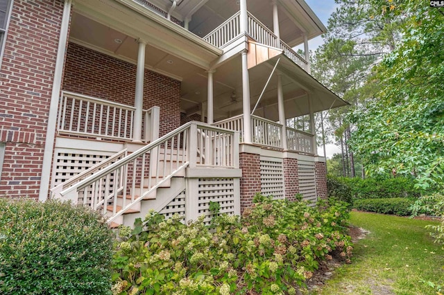 view of side of property featuring a balcony