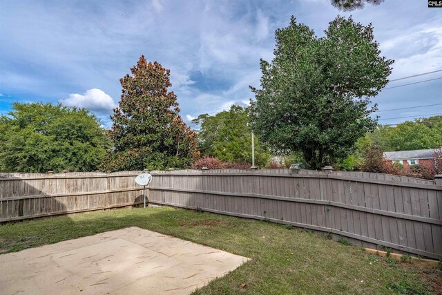 25 Eason Ct, Columbia, SC 29209 - view of yard featuring a fenced backyard and a patio area