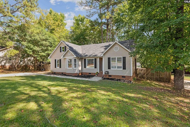 view of front of home with a front lawn