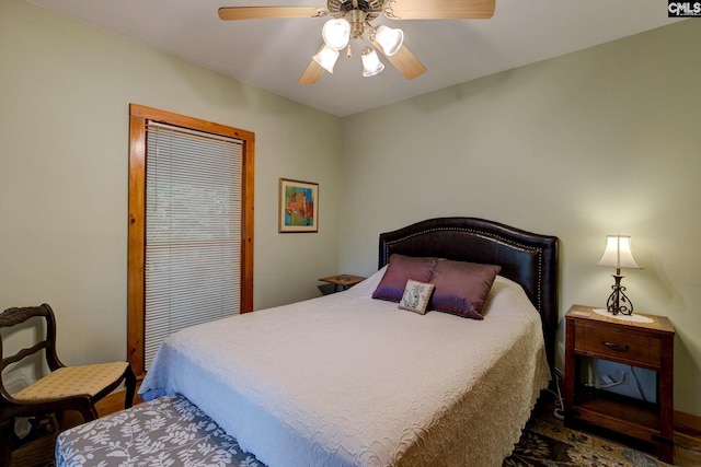 bedroom featuring ceiling fan