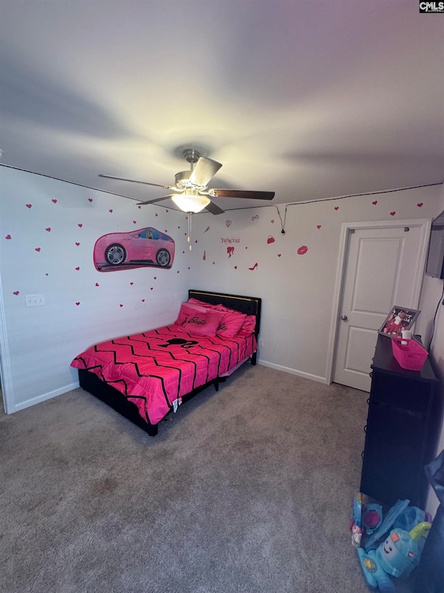 bedroom with ceiling fan and carpet flooring