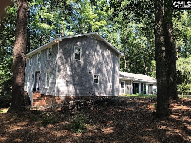 view of home's exterior