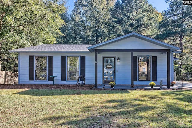 ranch-style house with a front yard