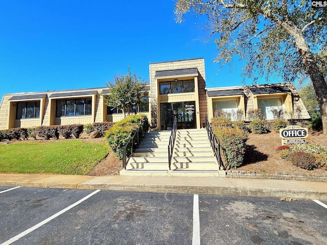 view of building exterior