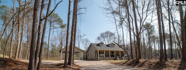 101 Dinkins Place Rd, Blythewood, SC 29130 - view of front of home with a porch, driveway, and a carport