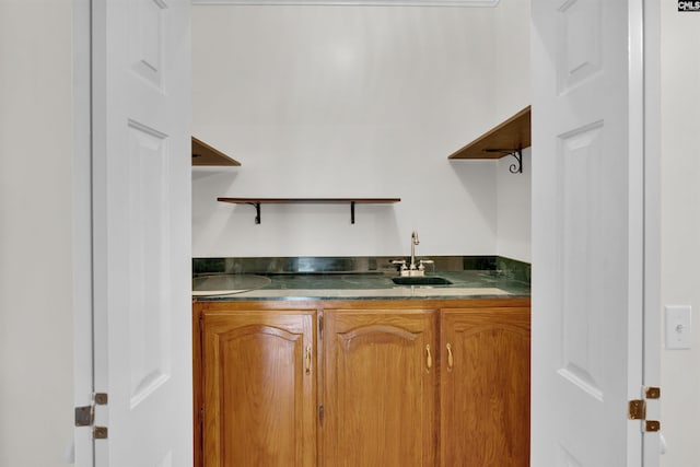 kitchen featuring sink