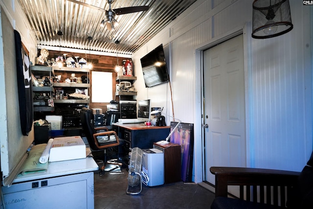 office area with ceiling fan