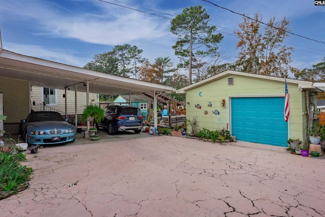 view of front of home featuring a carport