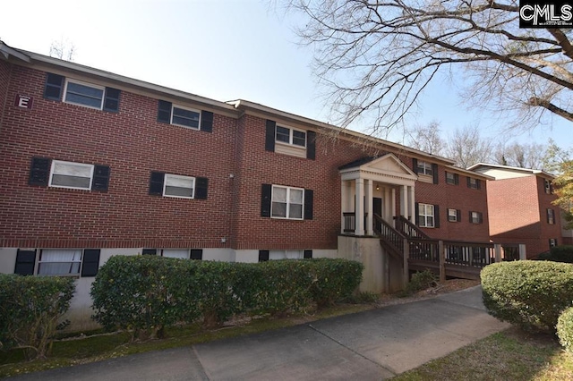 601 Riverhill Cir Unit E4, Columbia SC, 29210, 3 bedrooms, 2 baths condo for sale