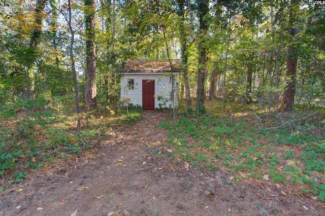 view of outbuilding