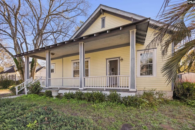 view of front of home with covered porch