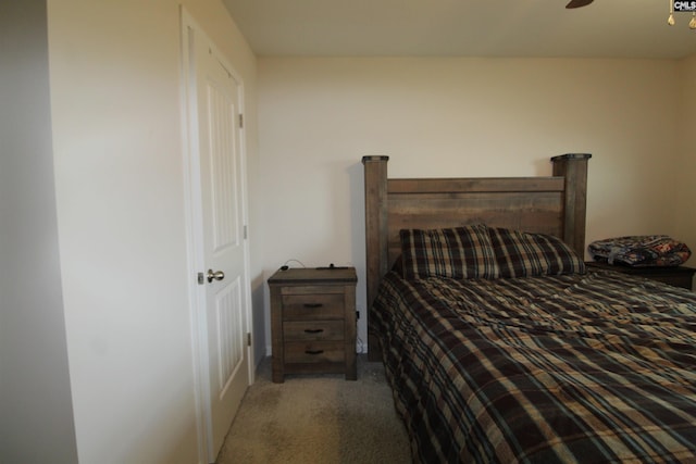 bedroom with carpet and ceiling fan