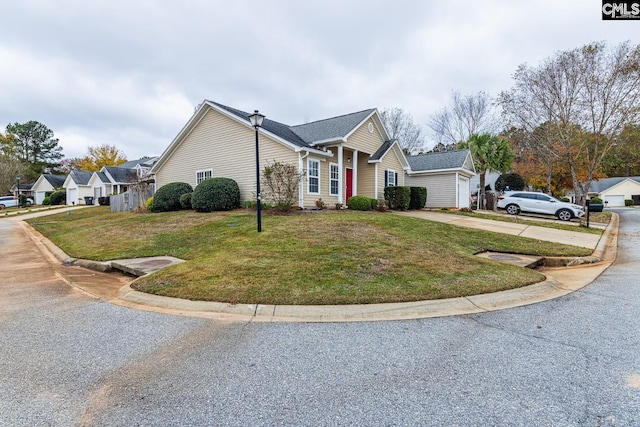 view of front of home with a front lawn