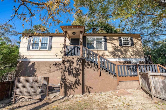 view of front of property