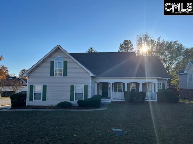 view of front of house featuring a porch