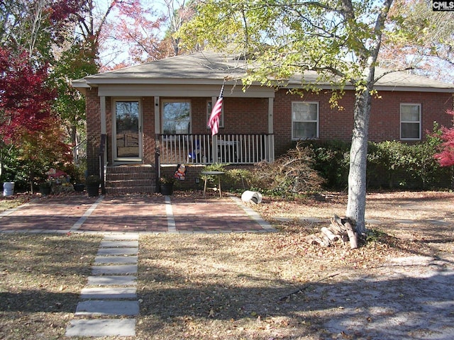 view of front of house with covered porch