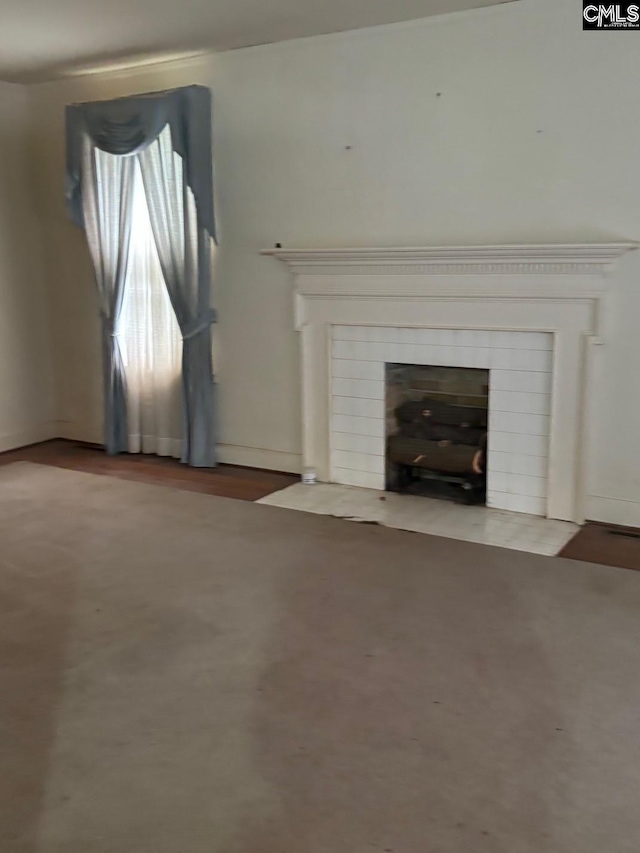 view of unfurnished living room