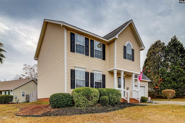 view of front of home with a front yard