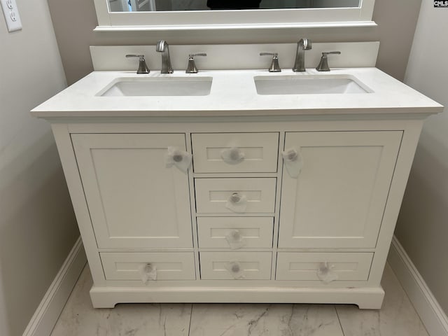 bathroom with vanity