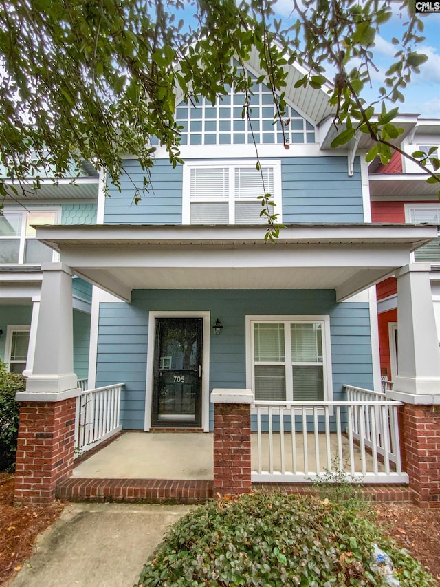 view of front of home with covered porch