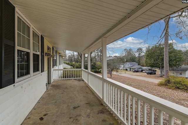 view of patio / terrace with covered porch