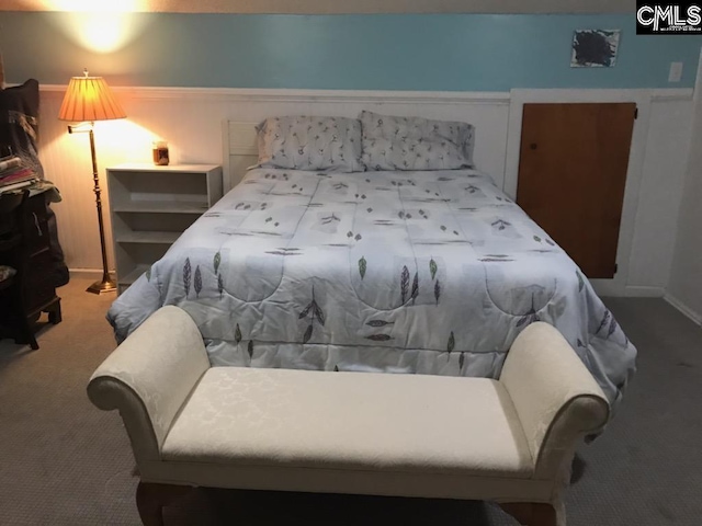 bedroom with carpet