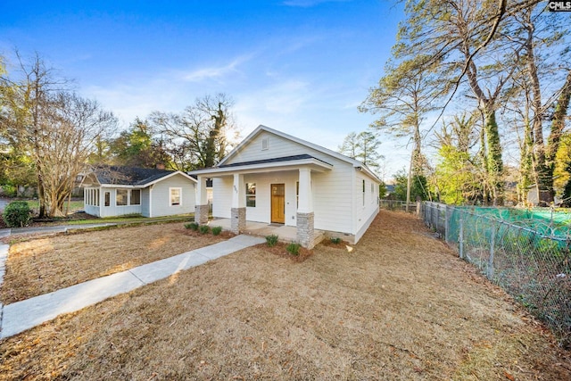 view of front of home with covered porch