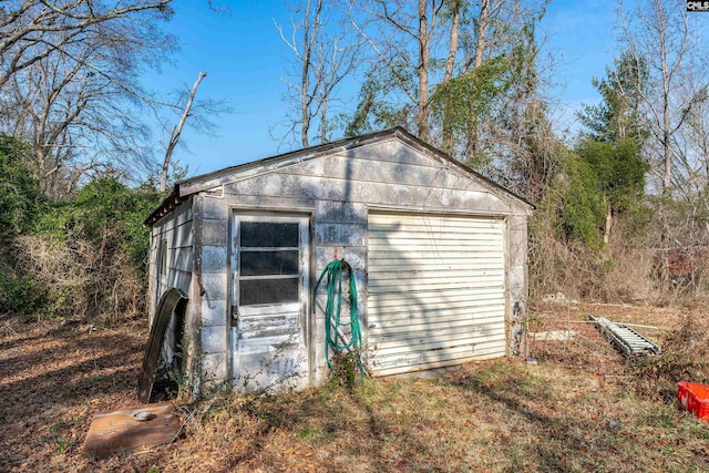 view of outbuilding